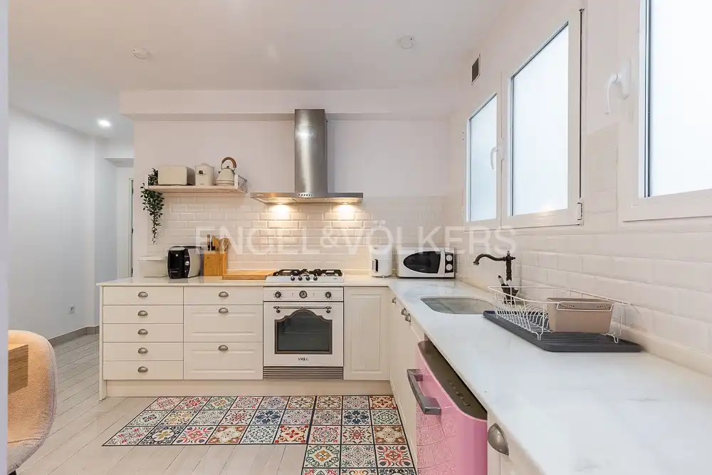 Cocina de Piso de alquiler en Valencia con Aire acondicionado, Calefacción y Amueblado