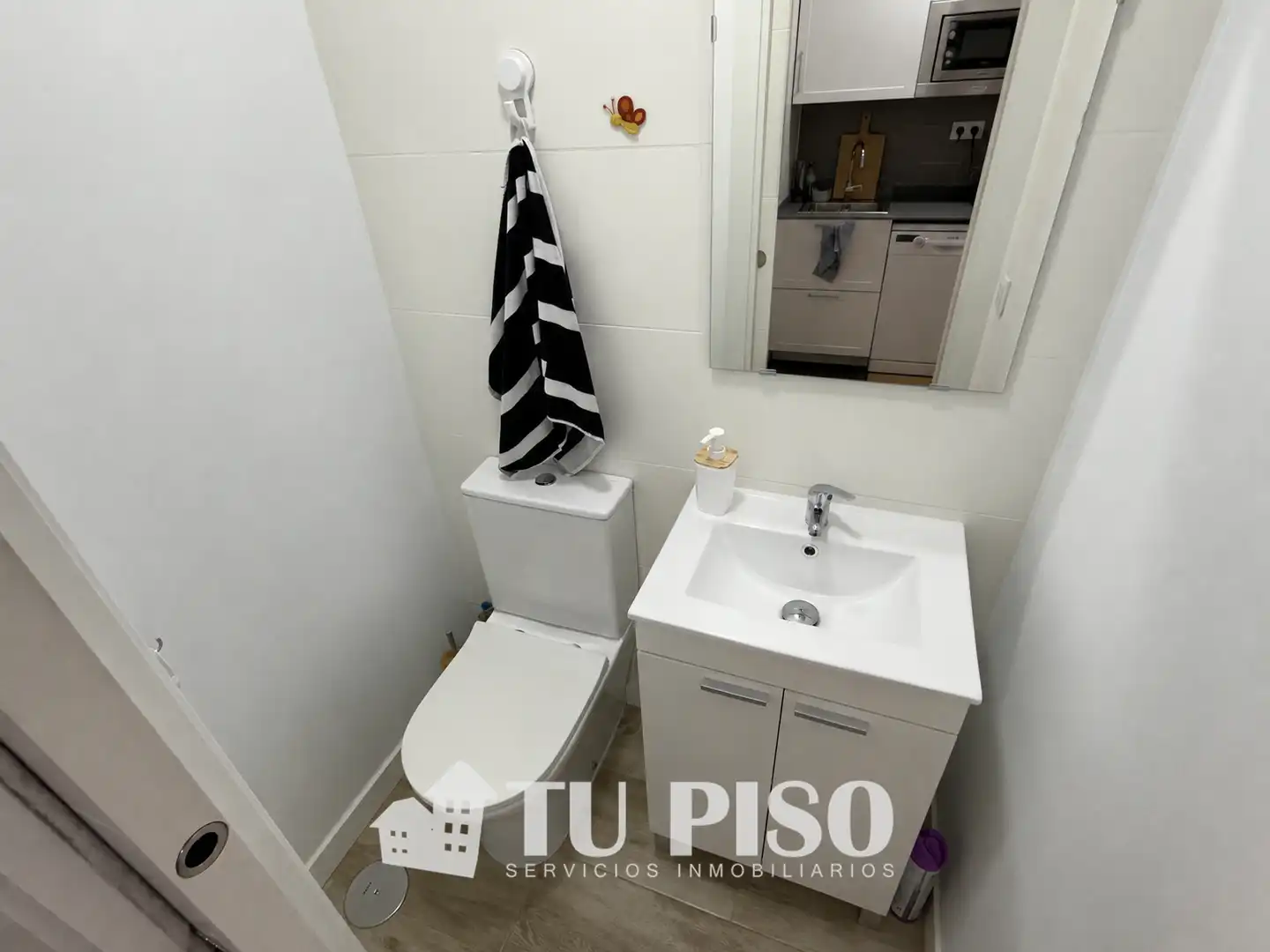 Baño de Piso en venta en Madrid con Aire acondicionado, Calefacción y Amueblado