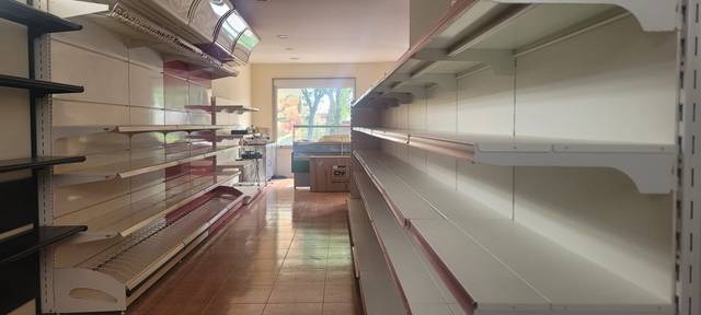 Local comercial en Alquiler en CP-7804 en Trazo