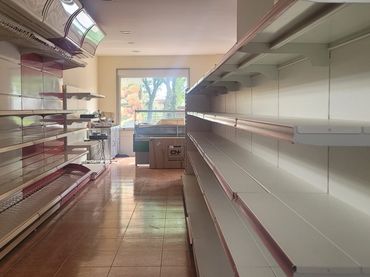 Local comercial de lloguer a CP-7804