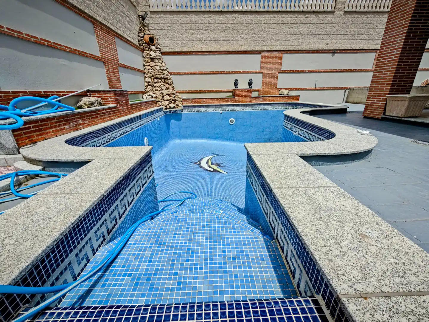 Piscina de Casa o chalet en venta en Alcorcón con Aire acondicionado, Calefacción y Jardín privado