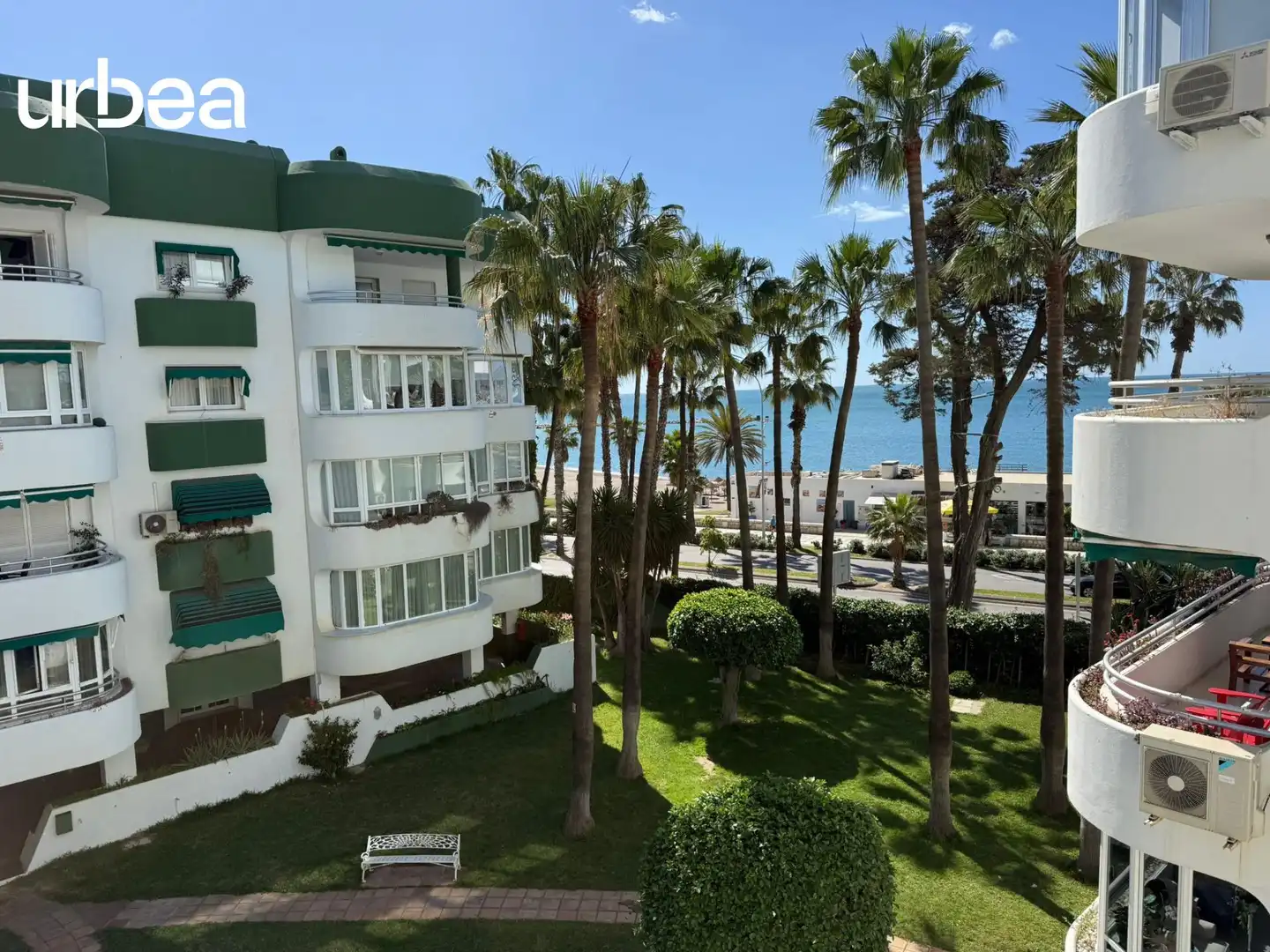 Exterior view of Flat for sale in Málaga  with Air Conditioner, Heating and Private garden