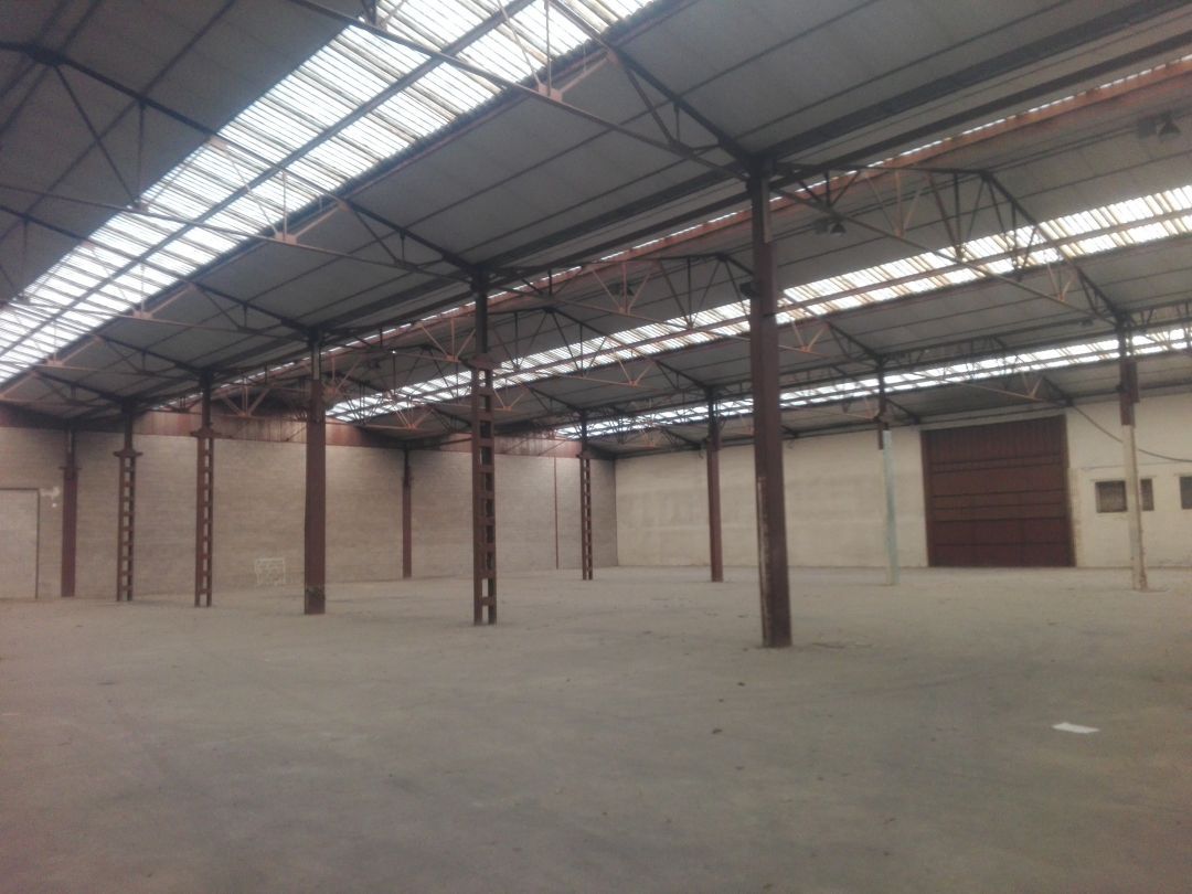 Nau industrial de lloguer en  Logroño