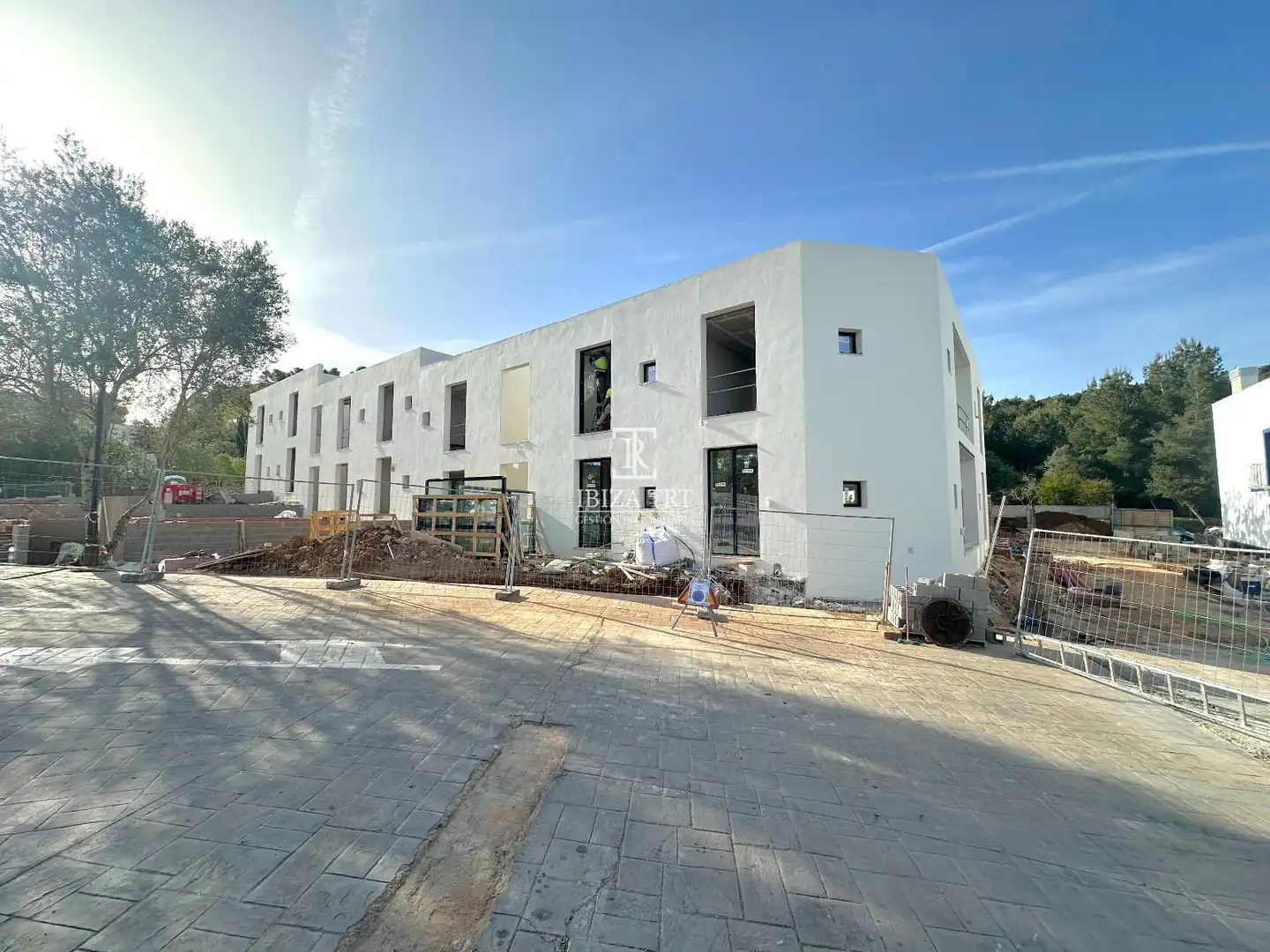 Außenansicht von Einfamilien-Reihenhaus zum Verkauf in Sant Joan de Labritja mit Klimaanlage, Heizung und Schwimmbad