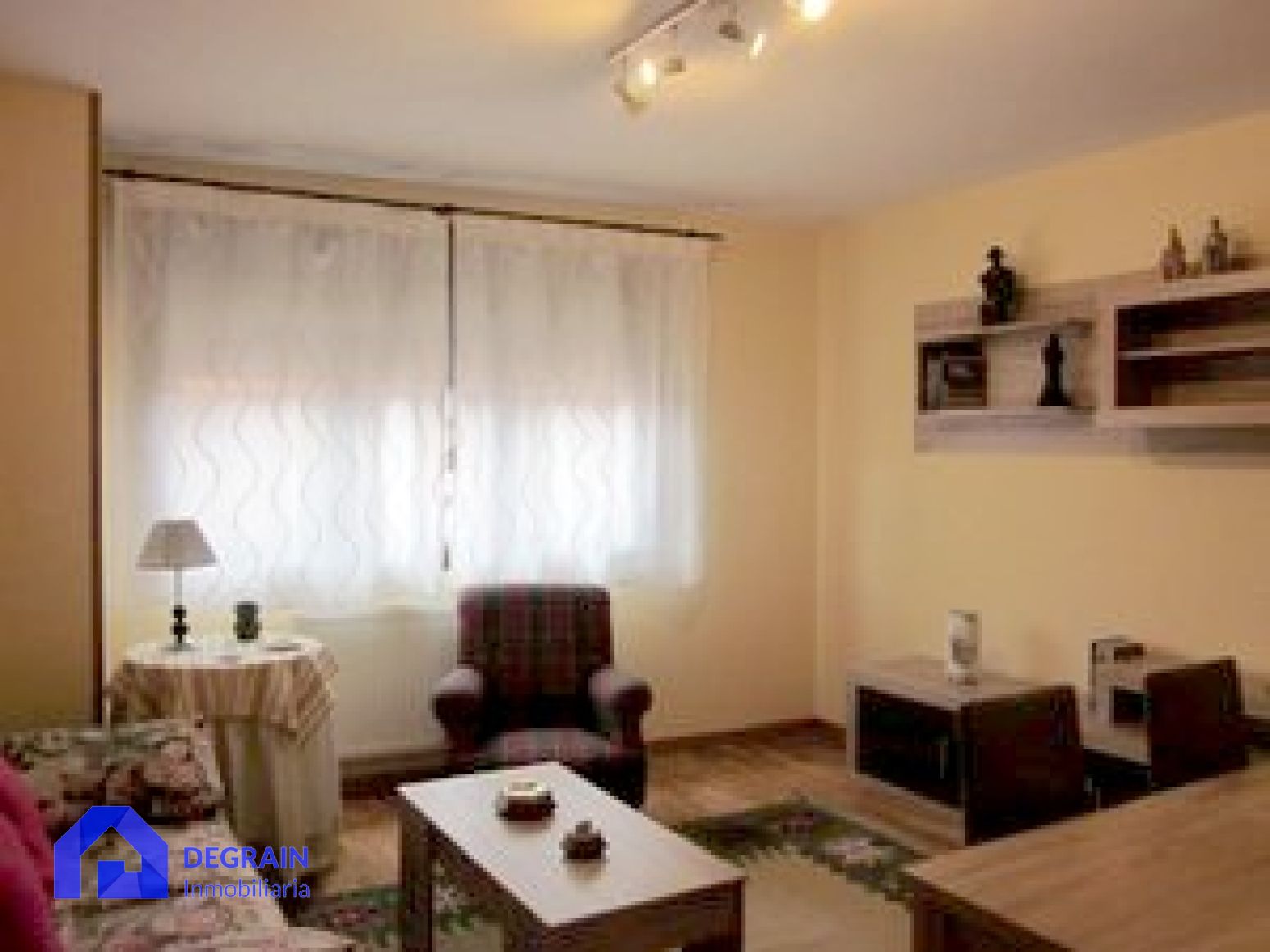 Living room of Flat for rent in Oviedo   with Heating, Storage room and Furnished