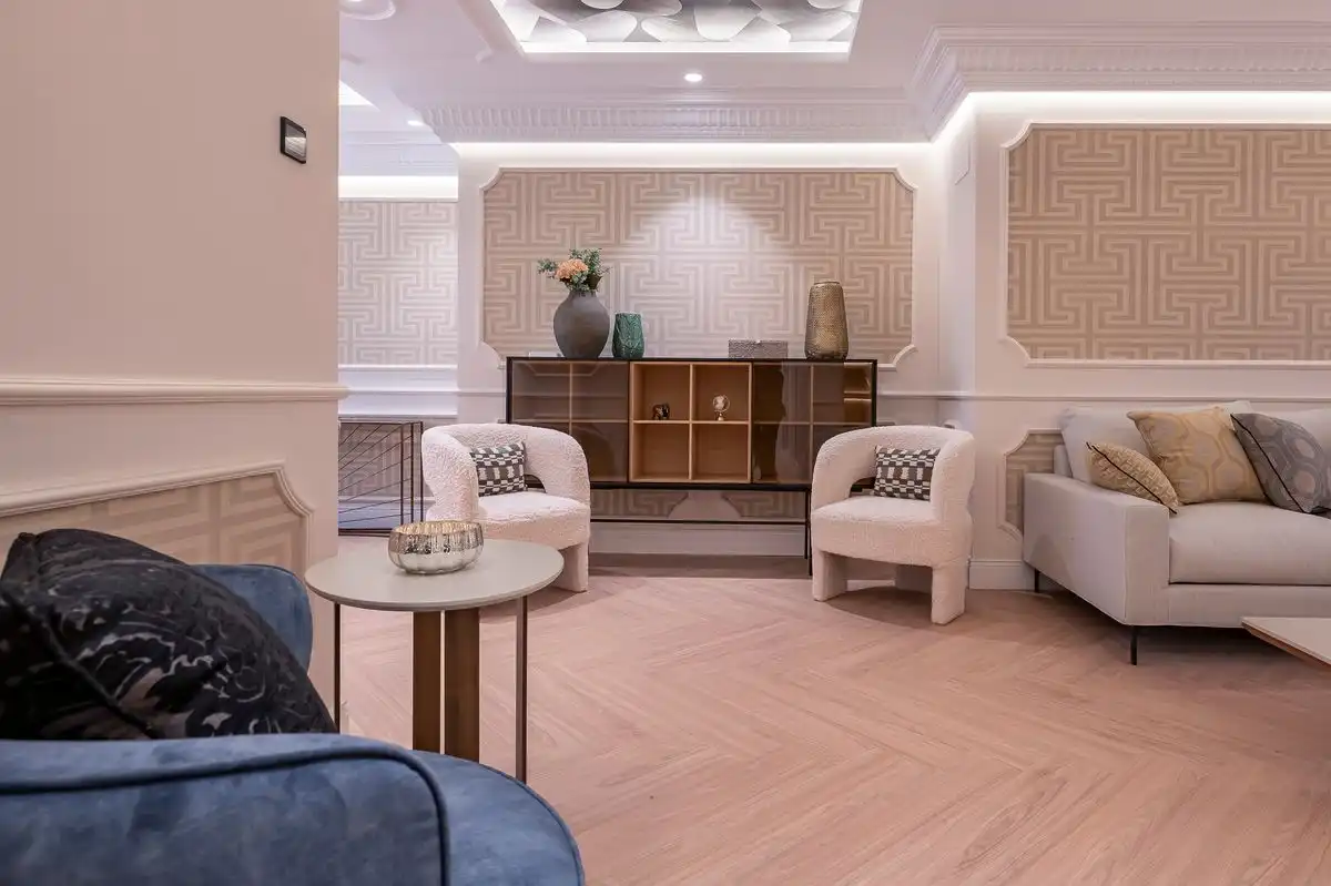 Flat with lift for sale in C. de Guzmán el Bueno, imagen 11