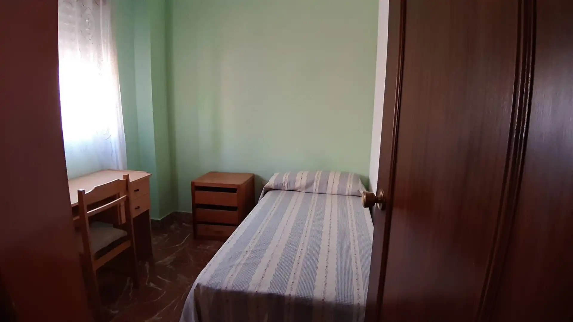 Habitación de Piso de alquiler en Badajoz con Amueblado
