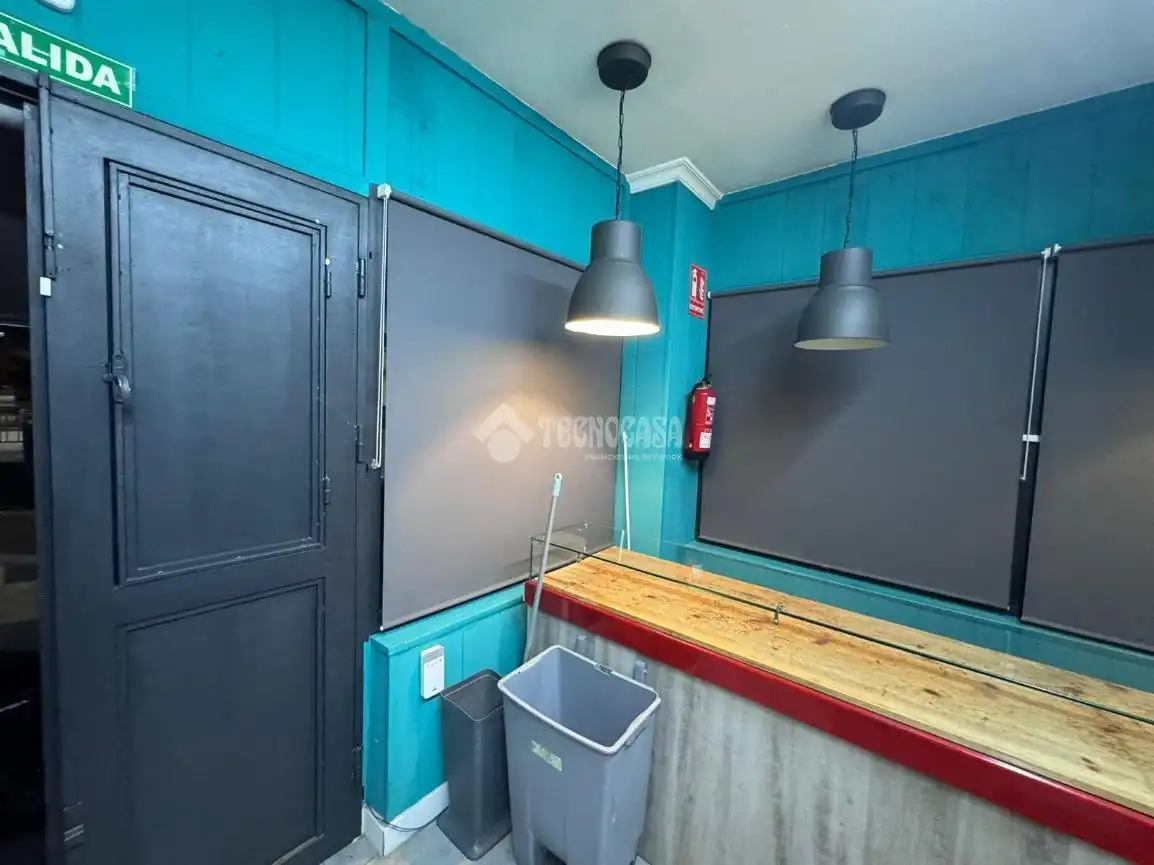 Business premises for sale in Avenida - Divina Pastora - Plaza de Toros, imagen 2