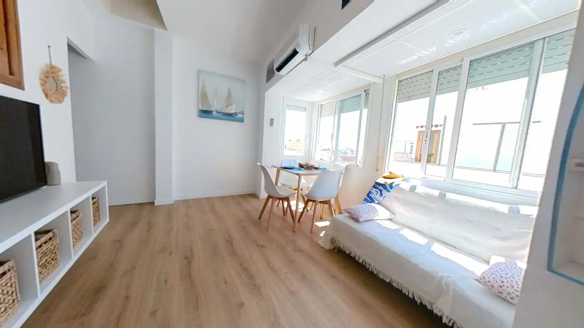 Sala de estar de Piso en venta en L'Ametlla de Mar  con Aire acondicionado y Terraza