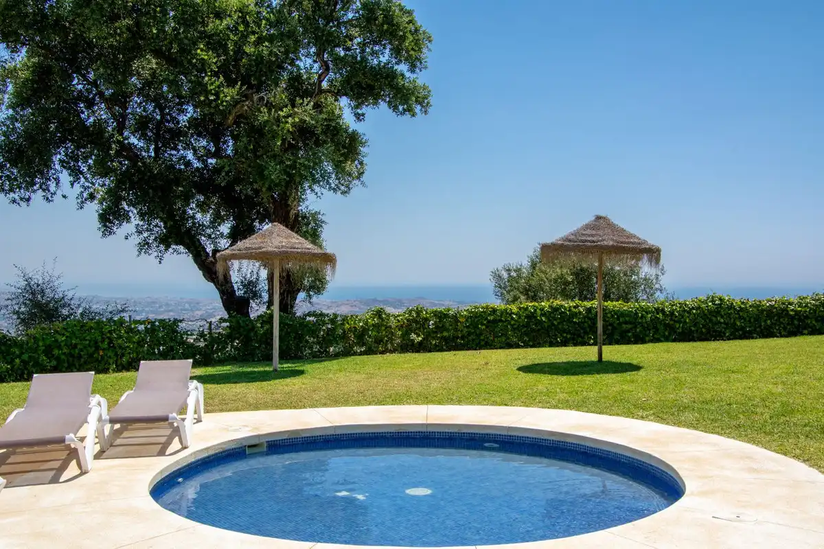 Jardín de Casa adosada en venta en Ojén con Terraza, Trastero y Piscina