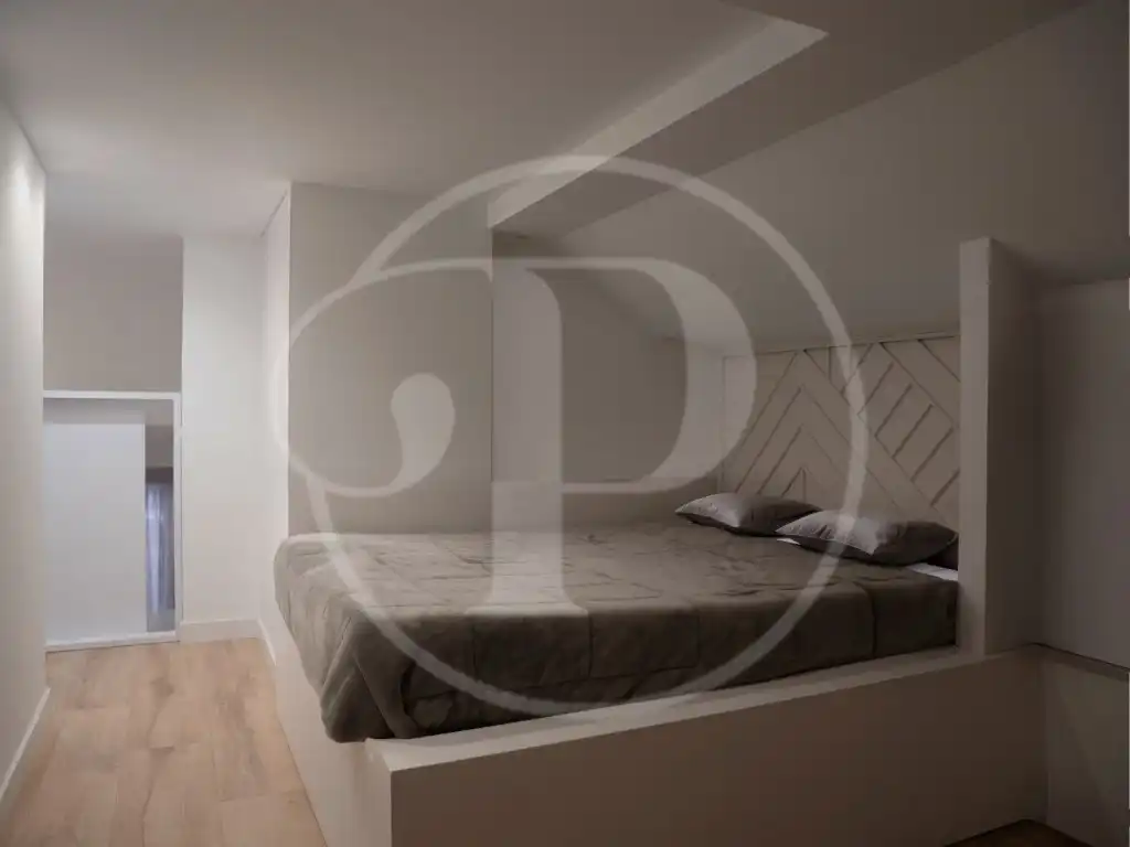 Bedroom of Study for sale in Valencia  with Air Conditioner