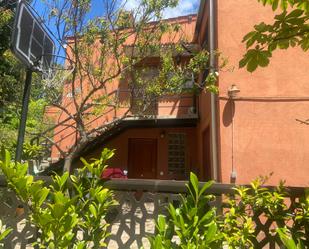 Exterior view of Flat for sale in Hoyo de Manzanares  with Air Conditioner