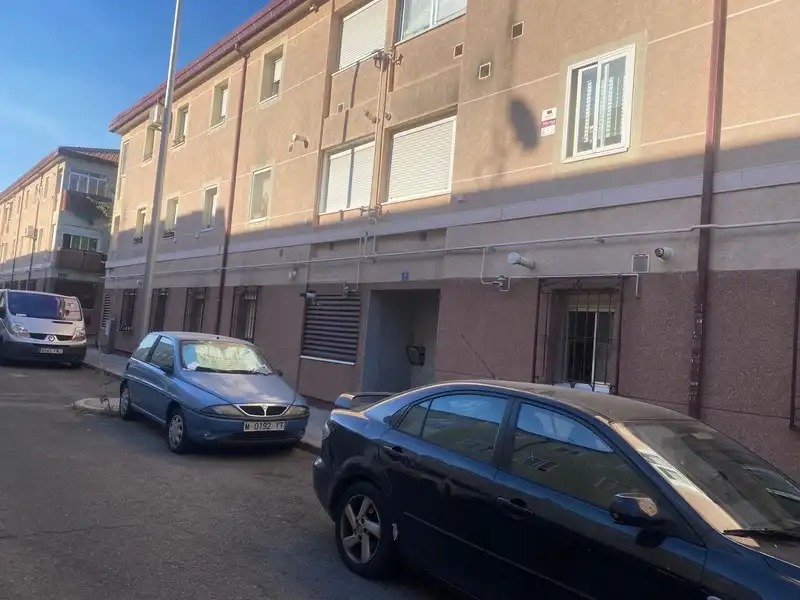 Vista exterior de Piso en venta en Madrid con Aire acondicionado y Calefacción