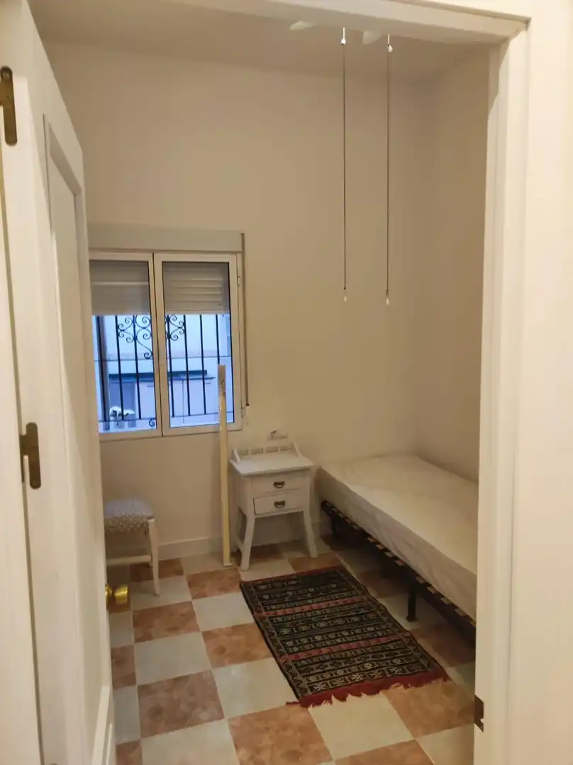 Bedroom of Ground floor for sale in Sevilla  with Air Conditioner, Heating and Furnished