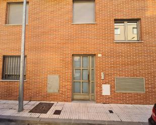 Exterior view of Flat for sale in Salamanca Capital