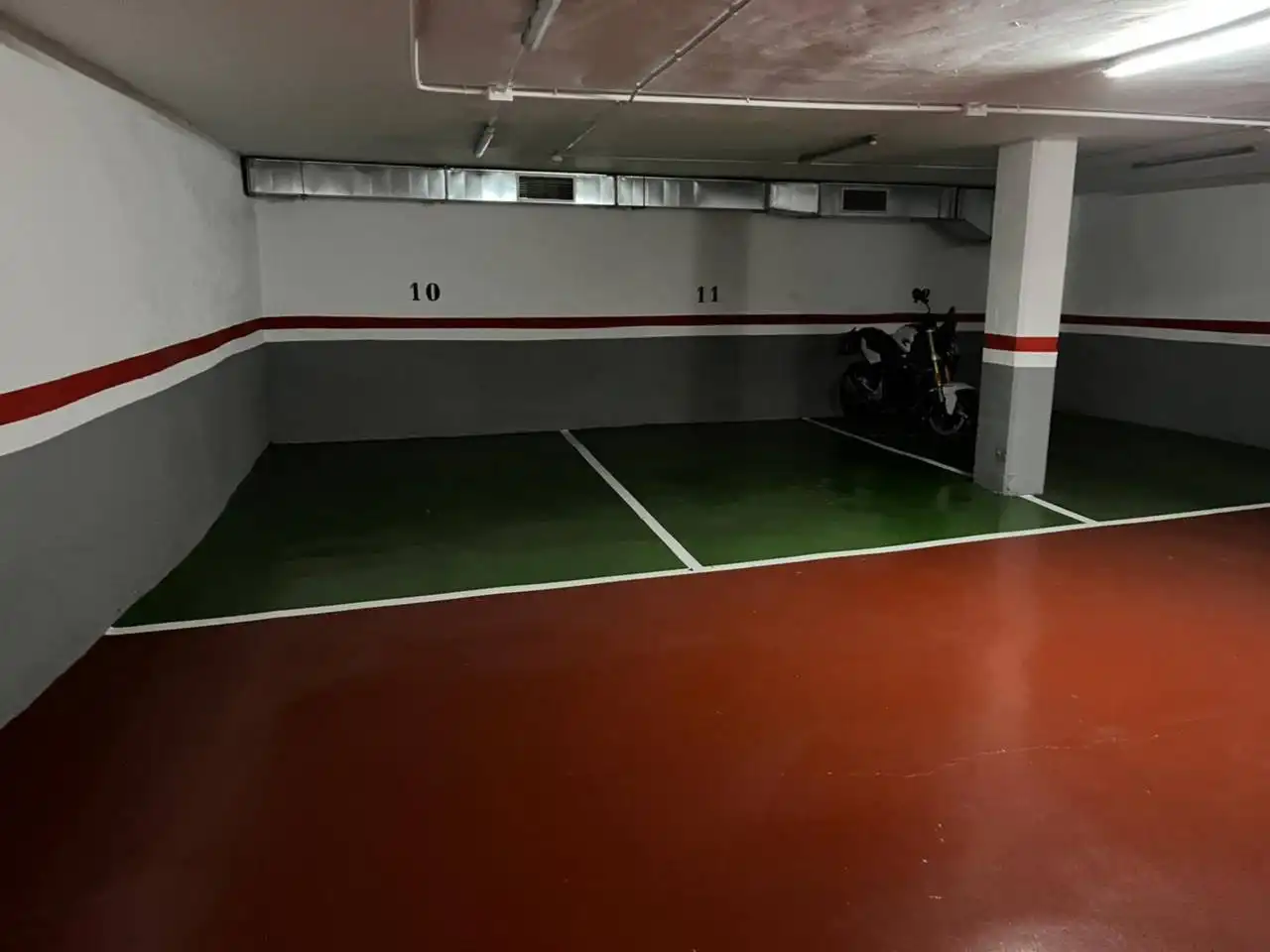 Parkplatz zum Verkauf in Francesc Llunell 11