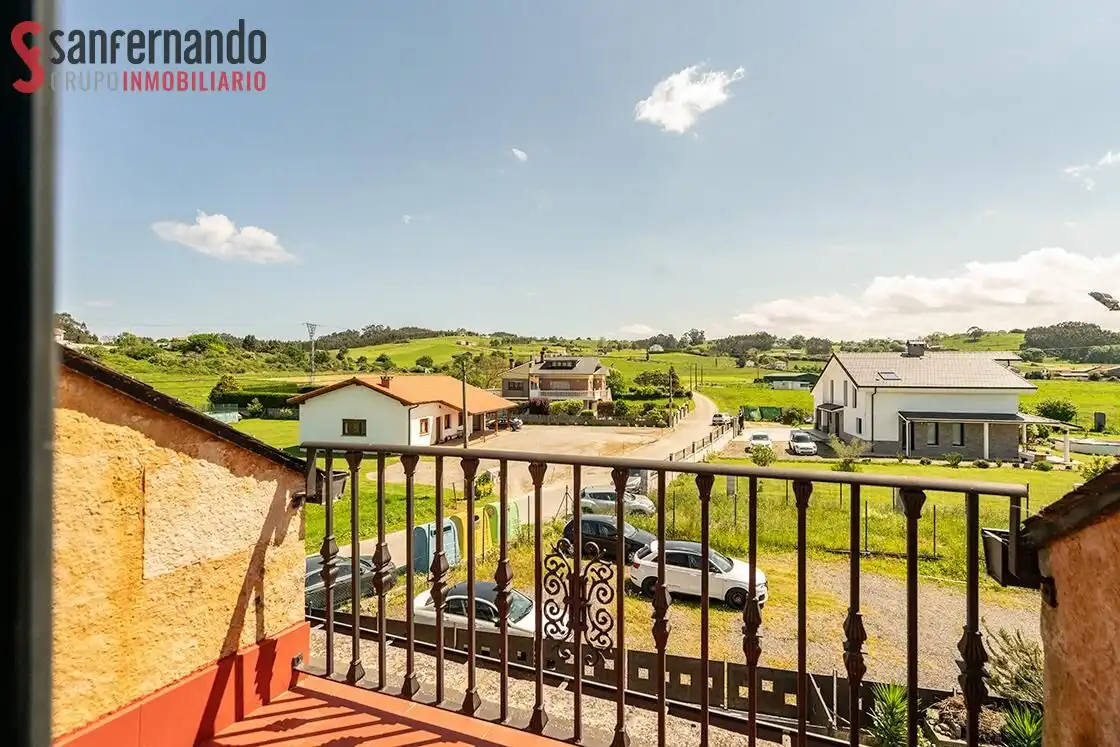 Terraza de Casa adosada en venta en Miengo con Calefacción, Jardín privado y Terraza