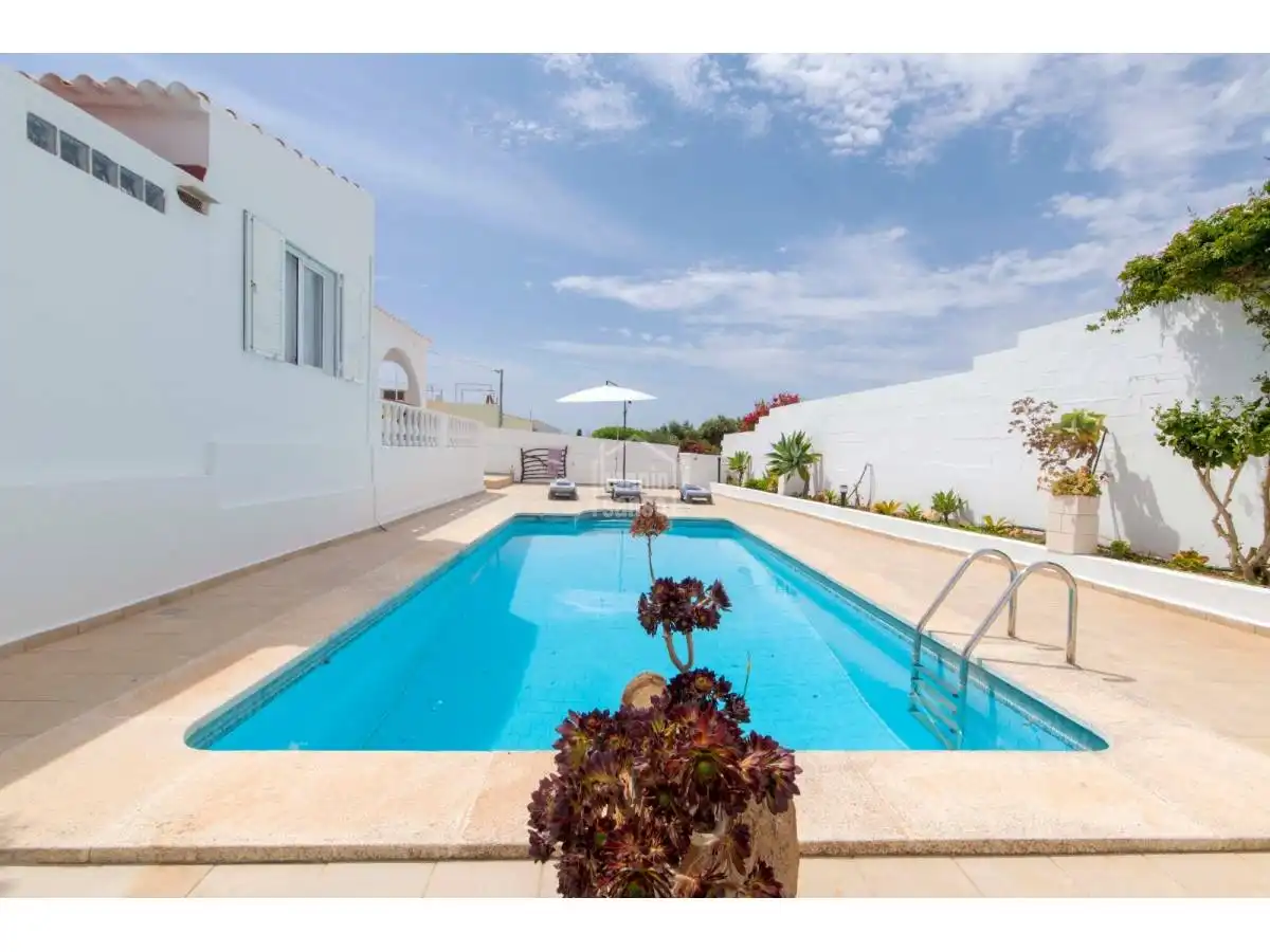 Piscina de Casa o xalet en venda en Alaior amb Jardí privat, Terrassa i Piscina