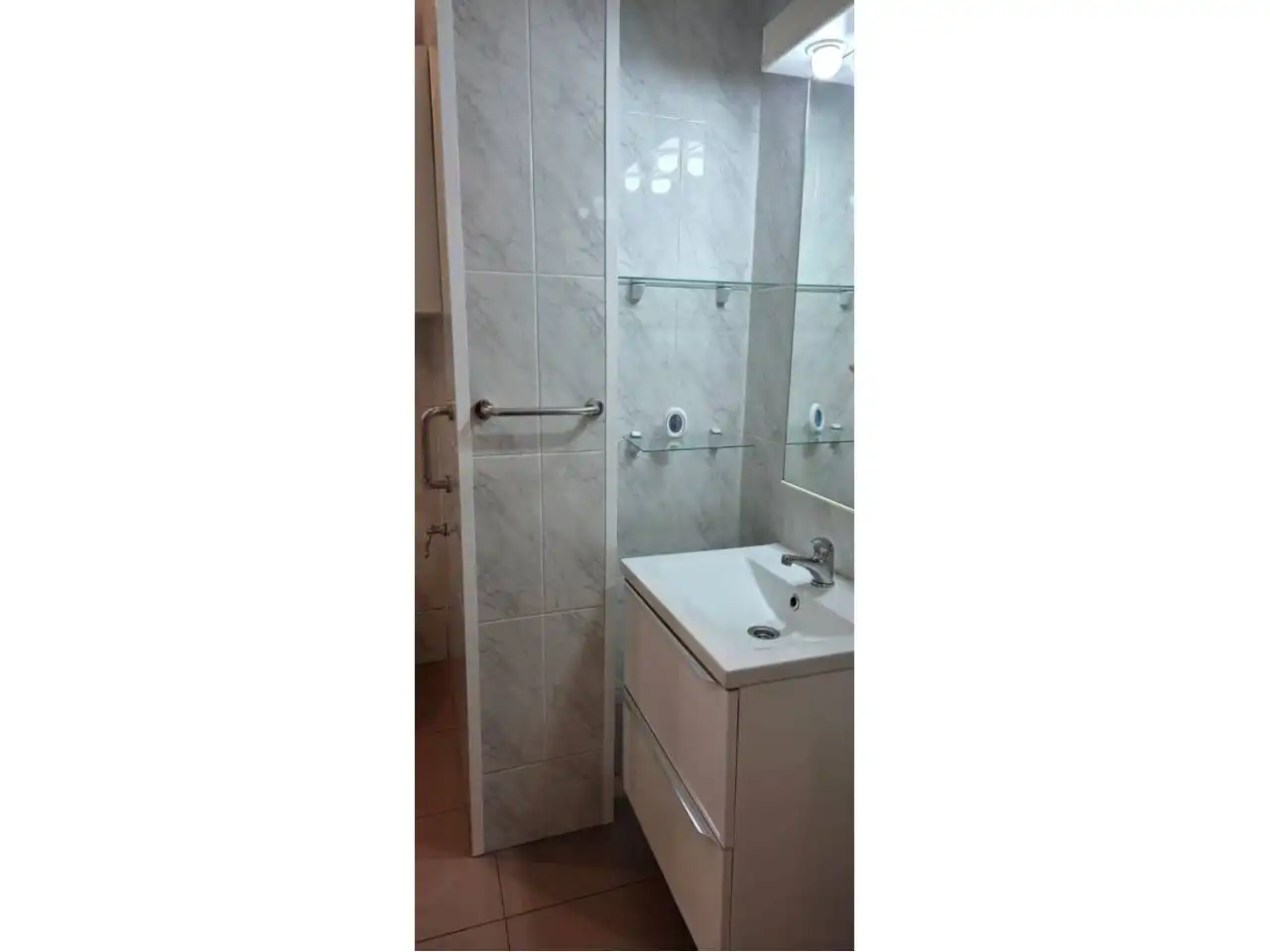 Baño de Piso en venta en Pineda de Mar con Calefacción y Terraza