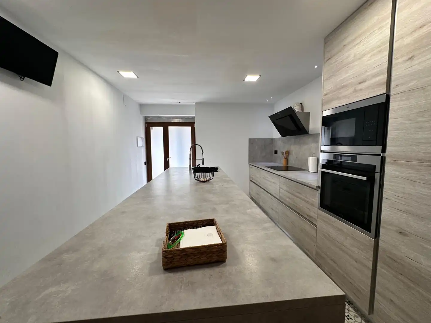 Cuina de Casa adosada en venda en Castellar del Vallès amb Aire condicionat, Calefacció i Parquet