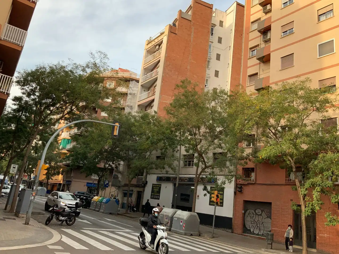 Vista exterior de Residencial en venta en Barcelona