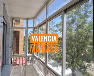 Exterior view of Flat to rent in  Valencia Capital  with Terrace, Storage room and Furnished
