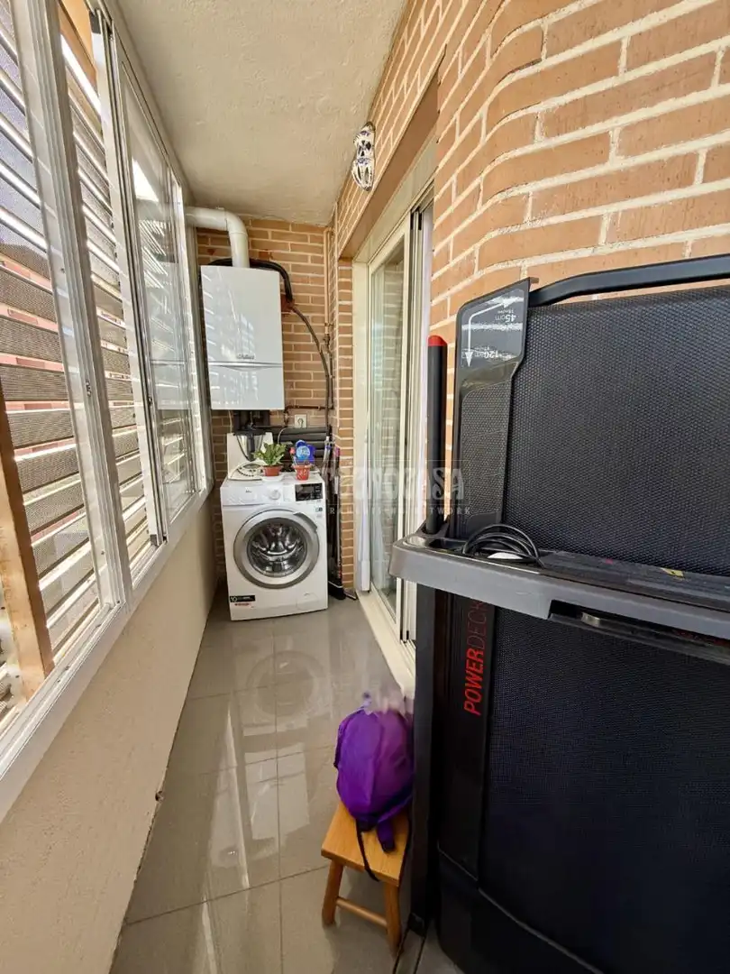 Balcony of Flat for sale in Madrid  with Air Conditioner and Heating
