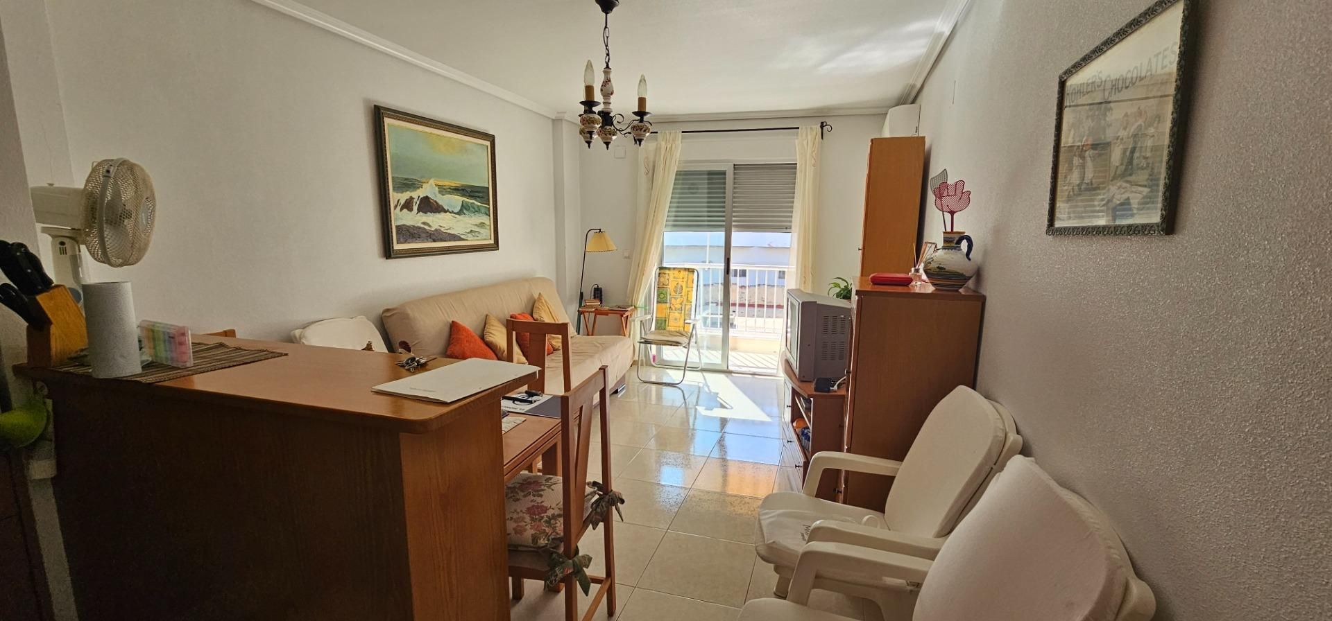 Sala d'estar de Apartament en venda en Guardamar del Segura amb Aire condicionat, Terrassa i Traster