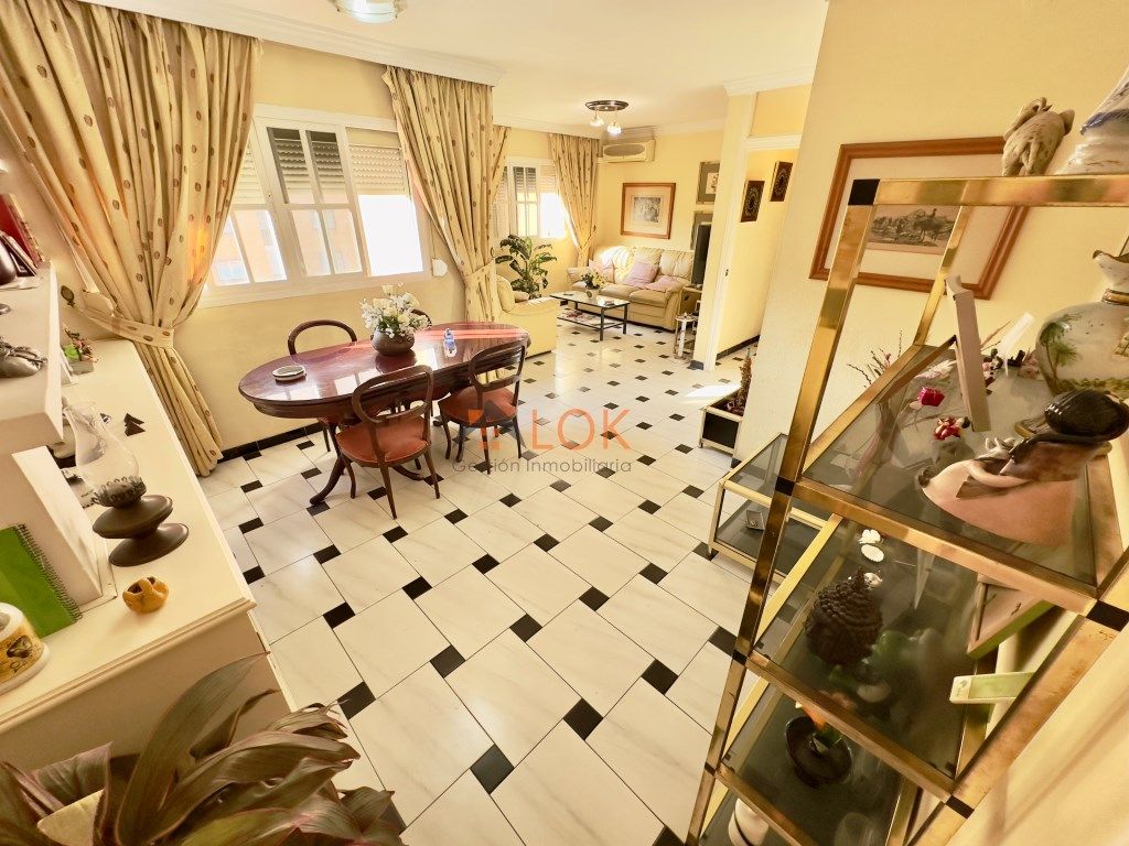 Vista exterior de Pis en venda en Málaga Capital amb Aire condicionat