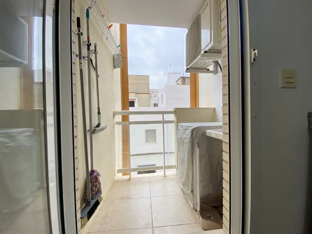 Piso en venta en Calle Sant Bertomeu, Avenida Alemania-Italia