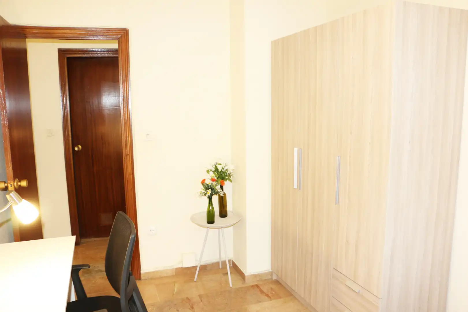 Flat for rent in Granada  with Air Conditioner, Heating and Furnished