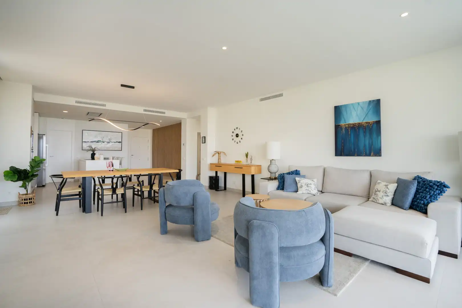 Living room of Apartments for sale in Marbella  with Air Conditioner, Heating and Private garden