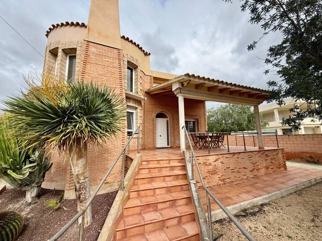 Casa-chalet en Venta en Busot