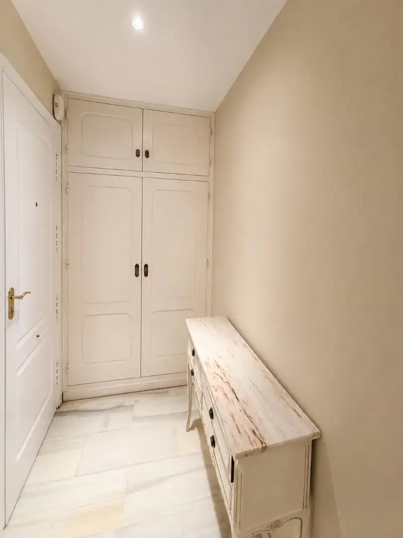 Habitación de Piso de alquiler en Almuñécar con Amueblado, Balcón y Piscina comunitaria