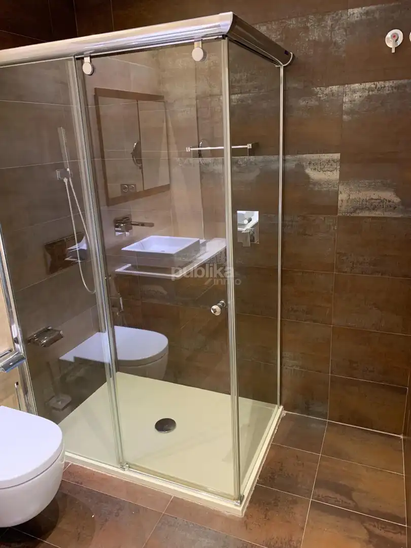 Bany de Pis en venda en Santa Pola amb Aire condicionat, Calefacció i Moblat