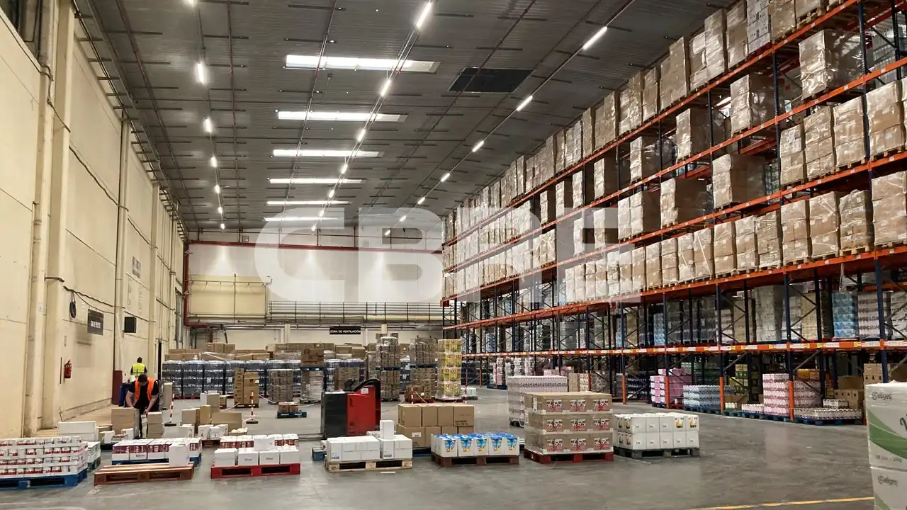 Nave industrial de alquiler en Seseña