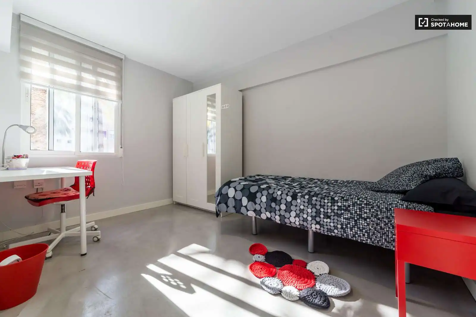 Room in Valencia, Valencia
