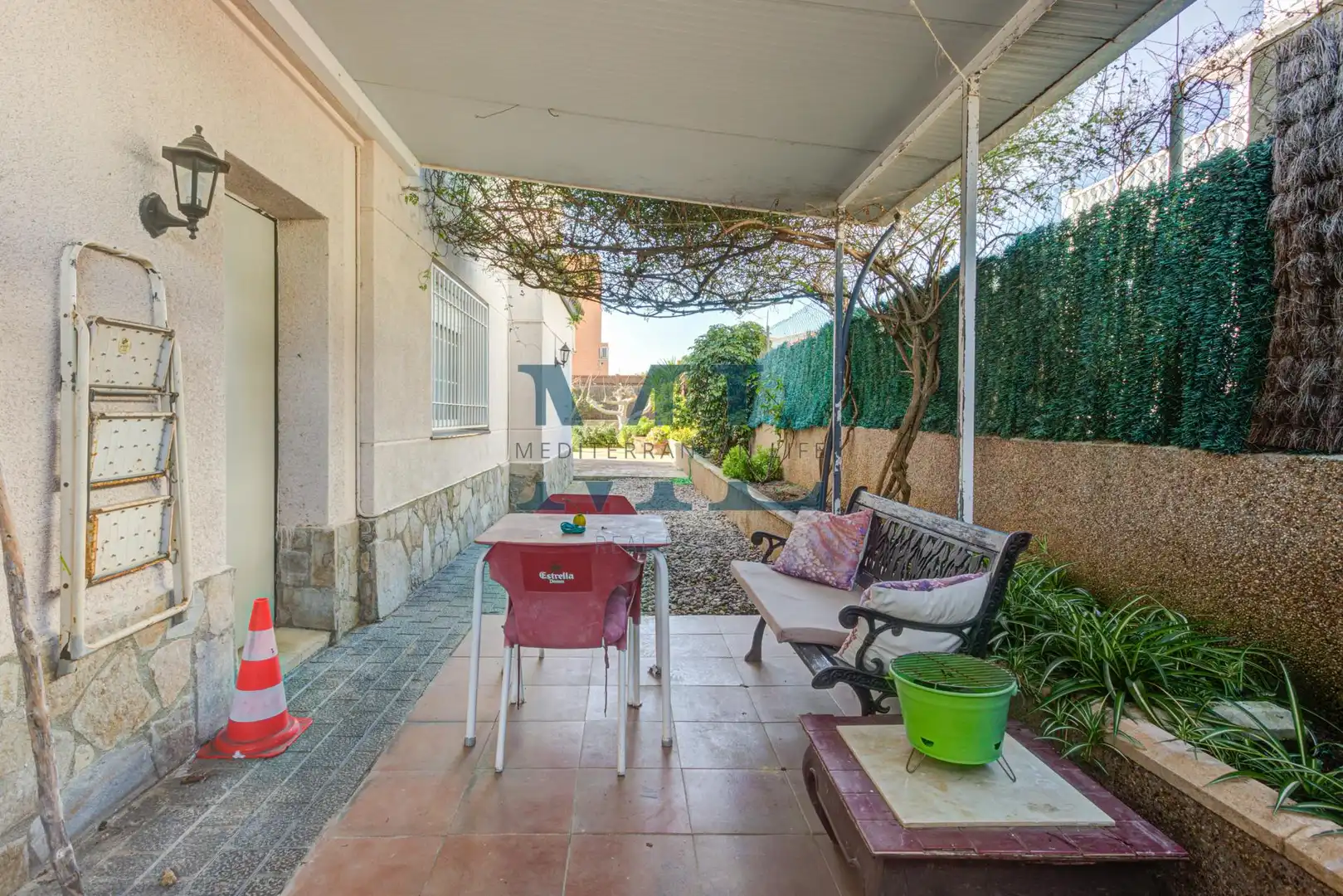 Jardí de Casa o xalet en venda en Cubelles amb Calefacció i Piscina