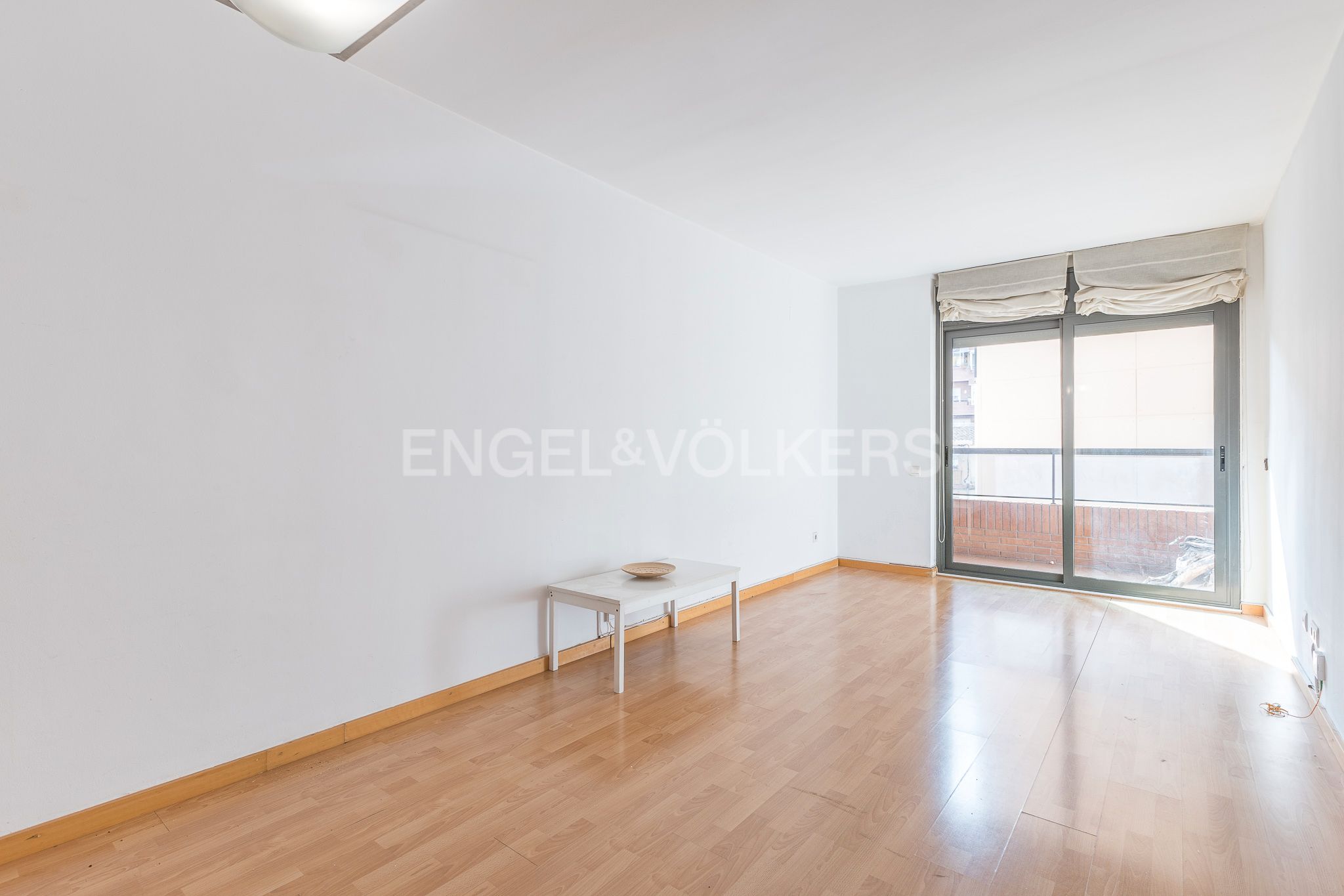 Living room of Apartment for sale in  Barcelona Capital  with Air Conditioner, Heating and Parquet flooring