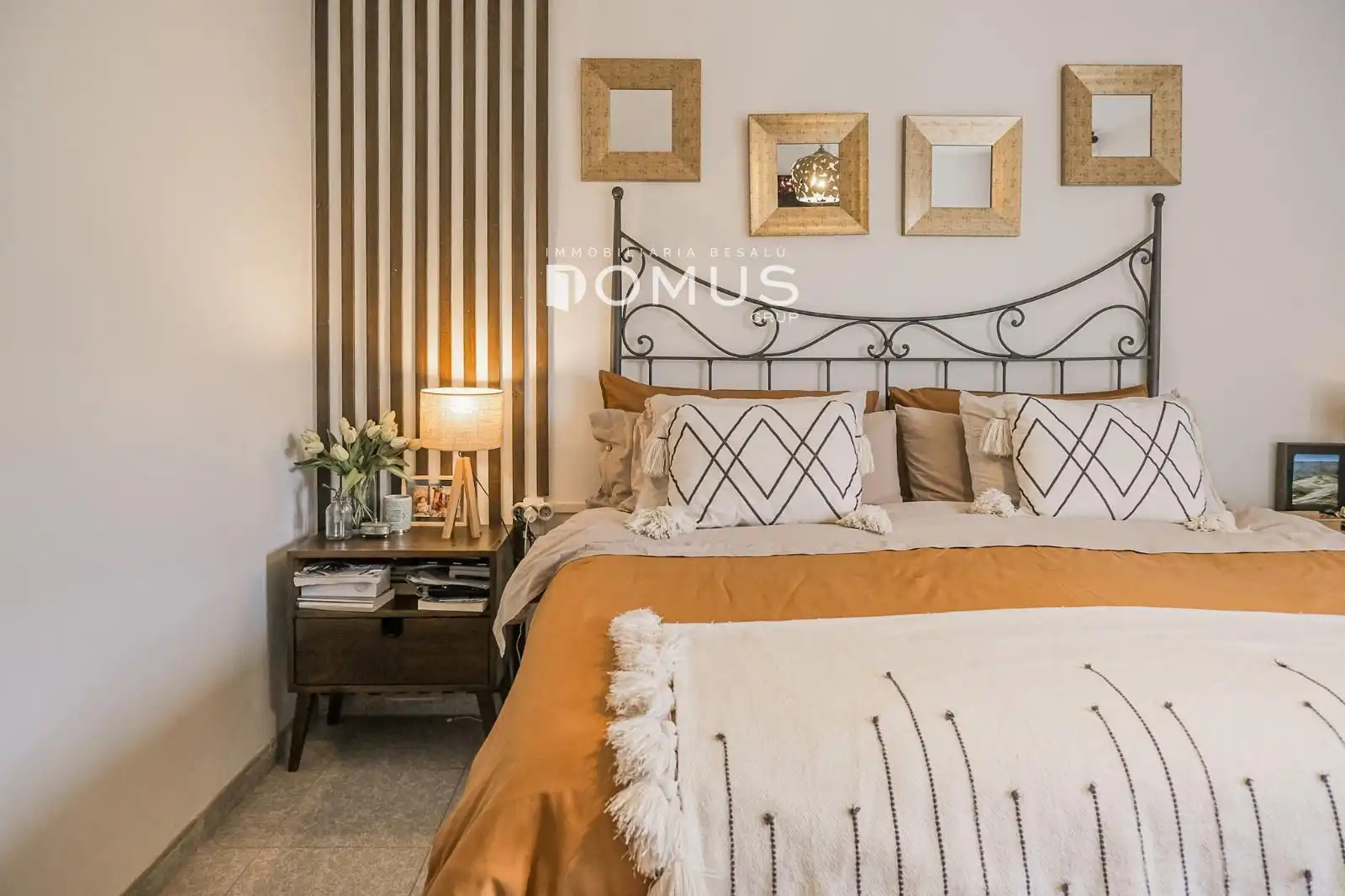 Bedroom of Houses for sale in Besalú  with Air Conditioner, Private garden and Terrace