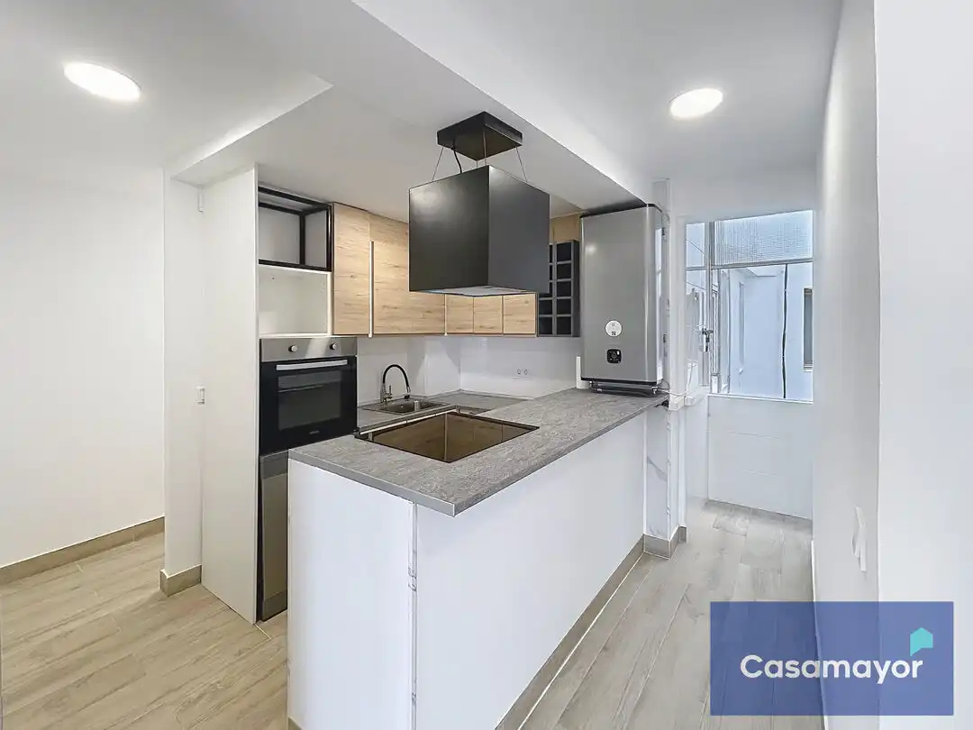 Kitchen of Flat for rent in Alicante / Alacant  with Air Conditioner, Heating and Terrace