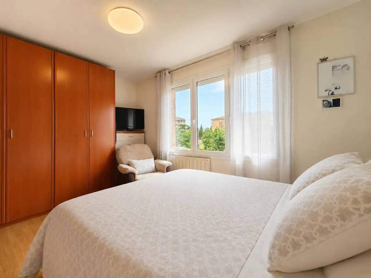 Habitación de Casa adosada en venta en Manresa con Aire acondicionado, Calefacción y Terraza