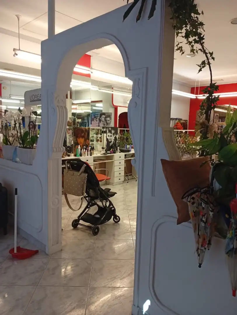Local en venda en Gijón  amb Calefacció i Moblat