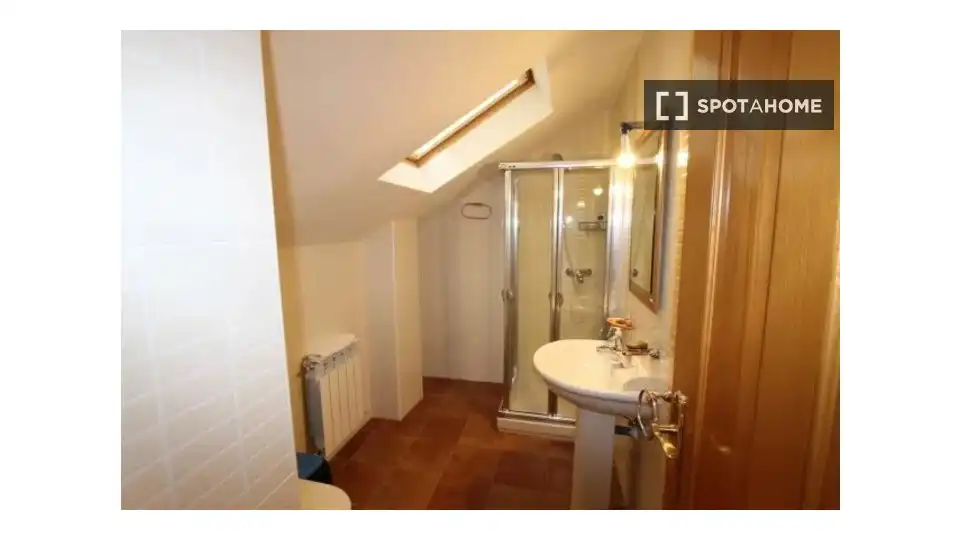 Room in San Martín de la Vega