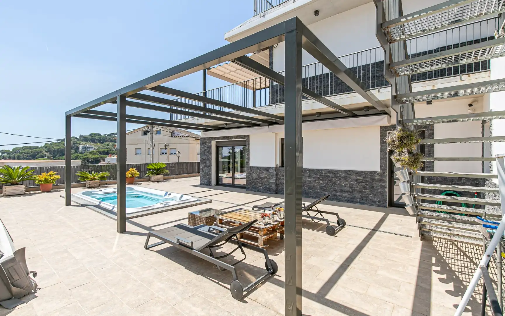 Terrassa de Casa o xalet en venda en Caldes d'Estrac amb Aire condicionat, Calefacció i Jardí privat