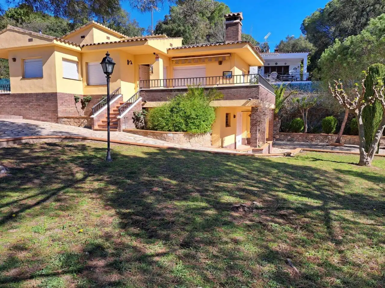 Casa con piscina in vendita a Urbanizacion Clarence Garden, imagen 4