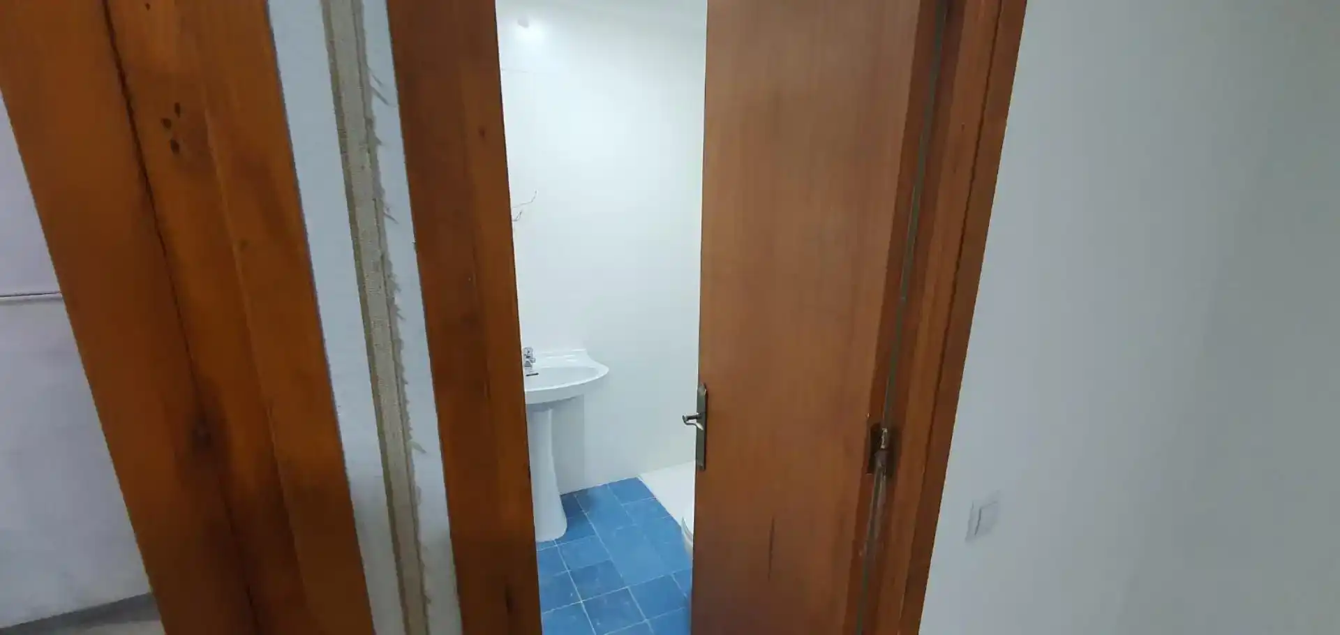 Badezimmer von Erdgeschoss zum Verkauf in Abarán mit Balkon