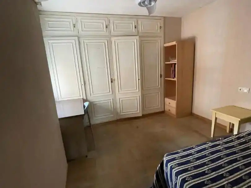Bedroom of Flat for rent in Triana