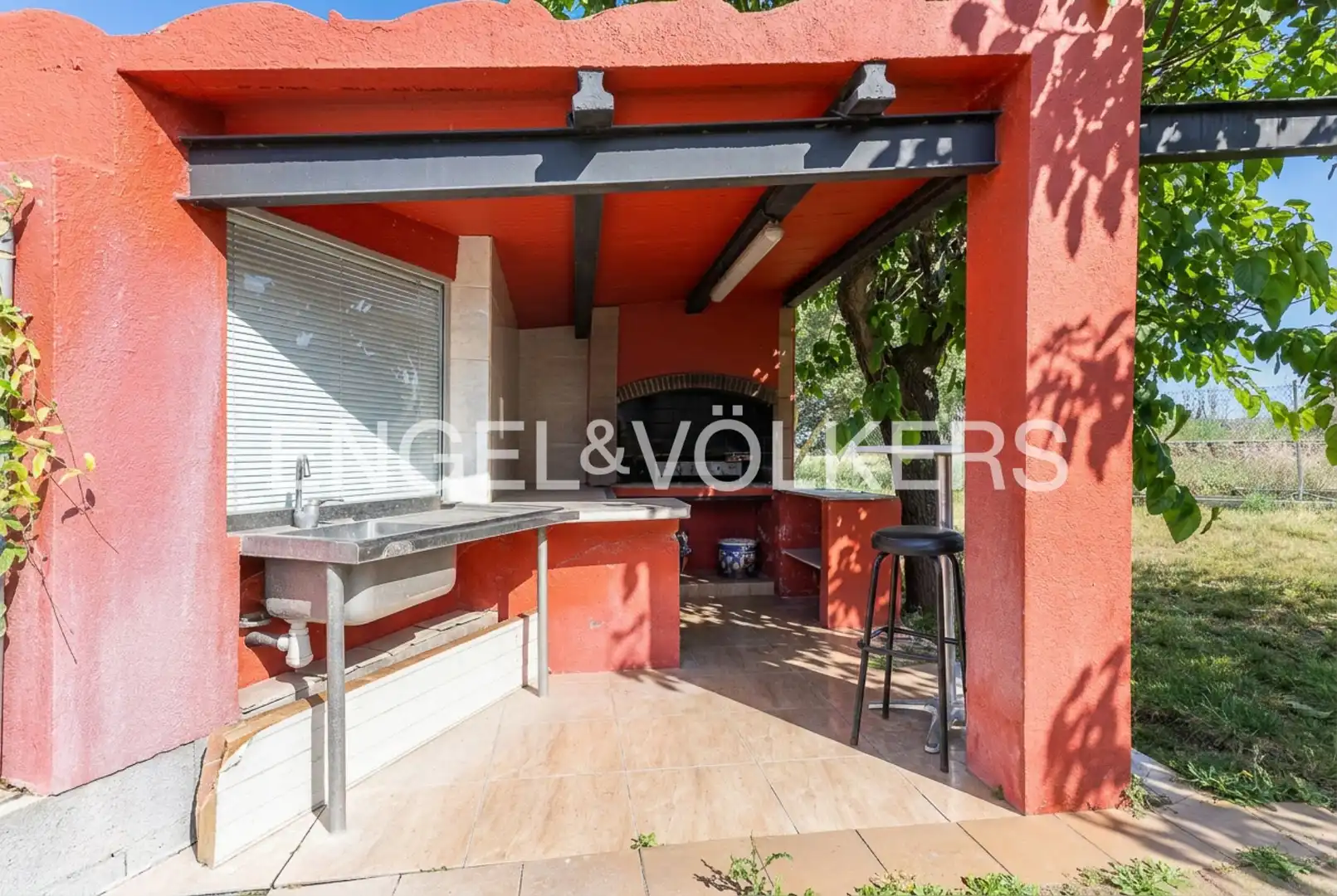 Terrassa de Casa o xalet en venda en Tordera amb Calefacció, Jardí privat i Traster