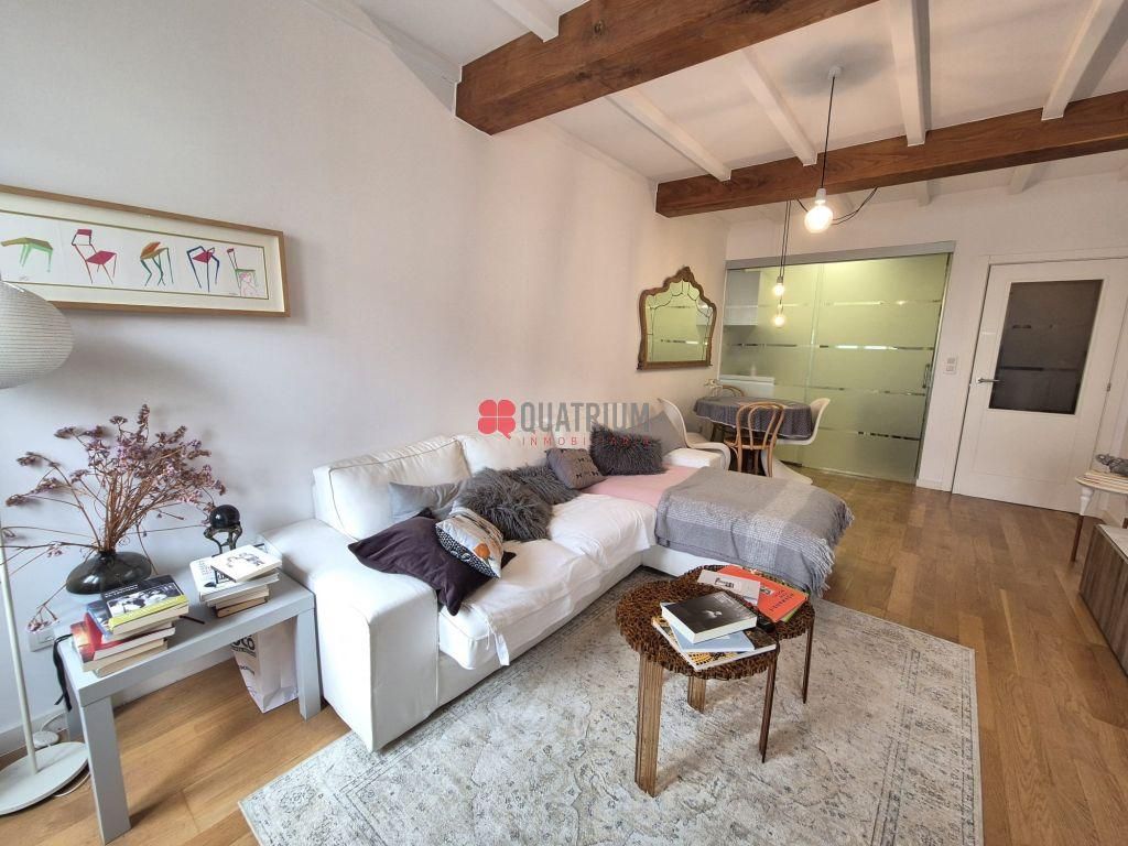 Living room of Flat to rent in Santiago de Compostela   with Heating and Furnished